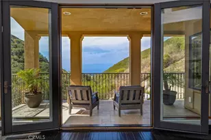 4322 Escondido Dr, Malibu, CA 90265 - Photo 2