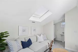 428 E Bay Ave, Newport Beach, CA 92661 - Photo 20