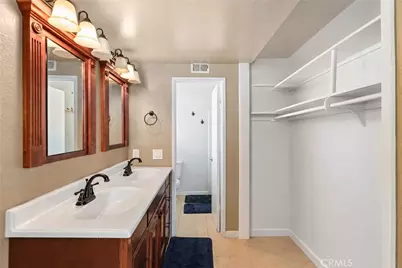 6541 Segovia, Huntington Beach, CA 92647 - Photo 24