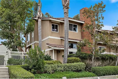21038 Poolside, Huntington Beach, CA 92648 - Photo 6
