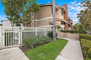21038 Poolside, Huntington Beach, CA 92648 - Photo 8