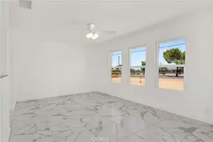 11886 Locust, Hesperia, CA 92345 - Photo 8