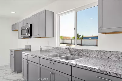11886 Locust, Hesperia, CA 92345 - Photo 14