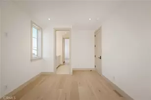 225 Diamond, Newport Beach, CA 92662 - Photo 18