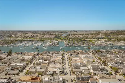 225 Diamond, Newport Beach, CA 92662 - Photo 36