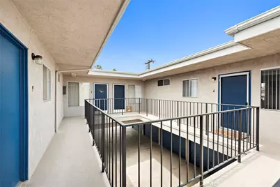 221 10th Street, Huntington Beach, CA 92648 - Photo 6