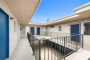 221 10th St, Huntington Beach, CA 92648 - Photo 6