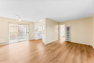 221 10th St, Huntington Beach, CA 92648 - Photo 14