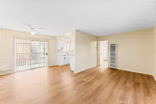 221 10th St, Huntington Beach, CA 92648 - Photo 14