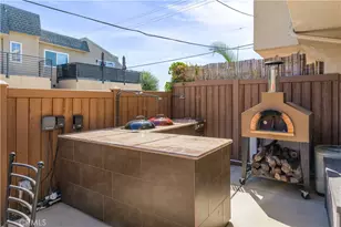 2463 Irvine Ave, Costa Mesa, CA 92627 - Photo 22