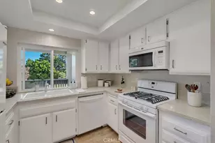 8877 Lauderdale Ct, Huntington Beach, CA 92646 - Photo 10