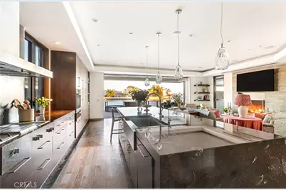 8 Beacon Bay, Newport Beach, CA 92660 - Photo 10