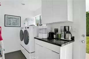 2000 Nautilus Ln, Newport Beach, CA 92660 - Photo 28