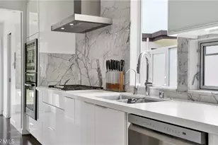 2000 Nautilus Ln, Newport Beach, CA 92660 - Photo 26