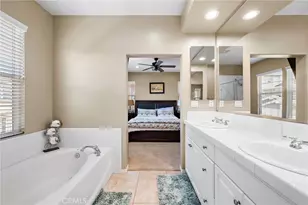 221 Landmark, Tustin, CA 92782 - Photo 28