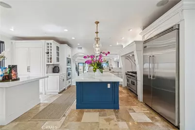 312 Carnation Avenue, Corona del Mar, CA 92625 - Photo 8
