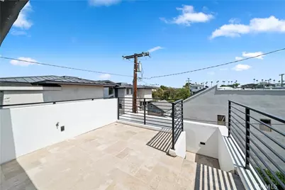 312 Carnation Avenue, Corona del Mar, CA 92625 - Photo 24