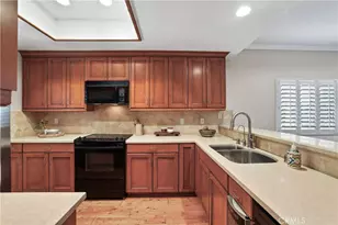 366 Villa Point, Newport Beach, CA 92660 - Photo 16