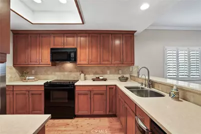 366 Villa Point, Newport Beach, CA 92660 - Photo 16