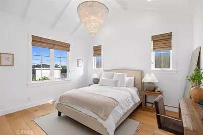 460 Santa Ana Avenue, Newport Beach, CA 92663 - Photo 40