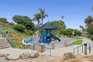 460 Santa Ana Ave, Newport Beach, CA 92663 - Photo 52