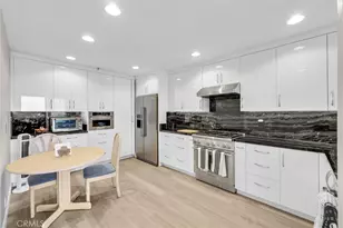 270 Cagney, Newport Beach, CA 92663 - Photo 8