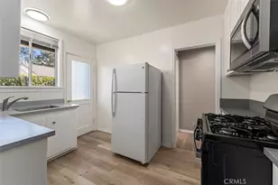 1235 S Beverly Glen Blvd, Los Angeles, CA 90024 - Photo 24