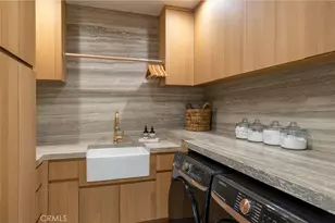 2419 Santiago, Newport Beach, CA 92660 - Photo 34