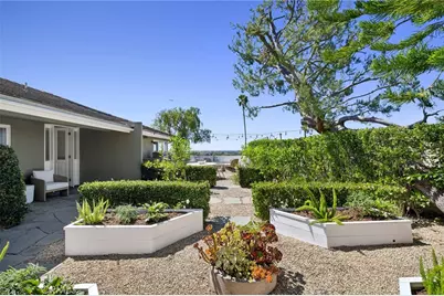 2639 Buckeye Street, Newport Beach, CA 92660 - Photo 32