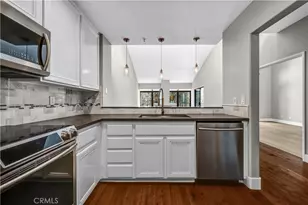 200 Paris Ln, Newport Beach, CA 92663 - Photo 12