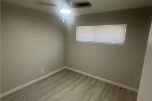 15118 Prado Ct, Victorville, CA 92395 - Photo 10