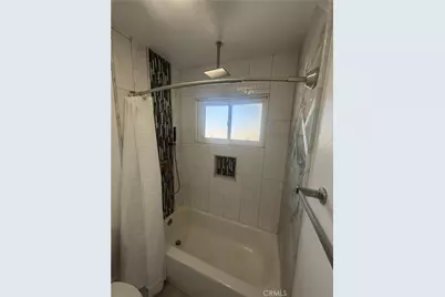 15118 Prado Court, Victorville, CA 92395 - Photo 6