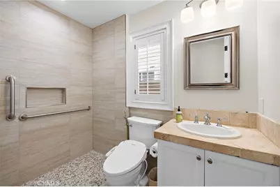 16 Regents, Newport Beach, CA 92660 - Photo 22