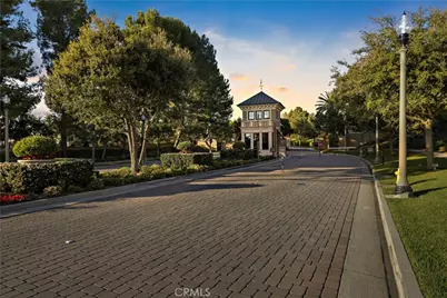 16 Regents, Newport Beach, CA 92660 - Photo 34