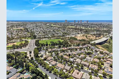 16 Regents, Newport Beach, CA 92660 - Photo 6