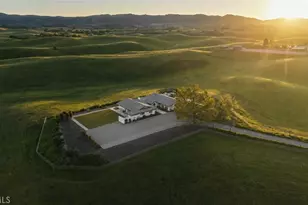35 Wellsona Rd, Paso Robles, CA 93446 - Photo 1