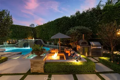 5 Cape Woodbury, Newport Beach, CA 92660 - Photo 2