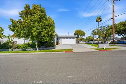 956 W Wilson, Costa Mesa, CA 92627 - Photo 34