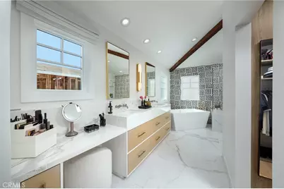 2771 Bayshore, Newport Beach, CA 92663 - Photo 18