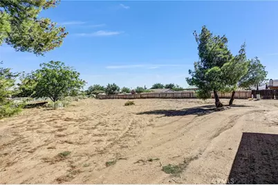7603 Peach, Hesperia, CA 92345 - Photo 22