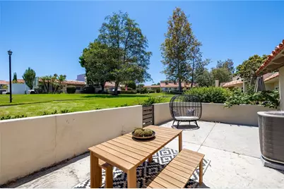 2332 Vista Huerta, Newport Beach, CA 92660 - Photo 34