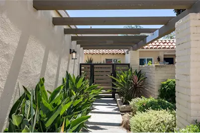2332 Vista Huerta, Newport Beach, CA 92660 - Photo 8