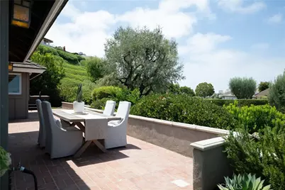 2101 Yacht Daphne, Newport Beach, CA 92660 - Photo 10