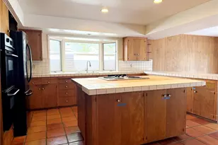 2012 Nautilus Ln, Newport Beach, CA 92660 - Photo 6