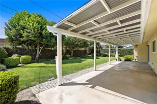 916 E Jonquil, Santa Ana, CA 92705 - Photo 32