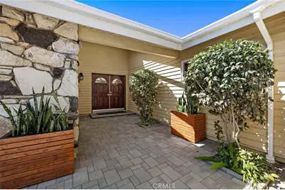 916 E Jonquil, Santa Ana, CA 92705 - Photo 24