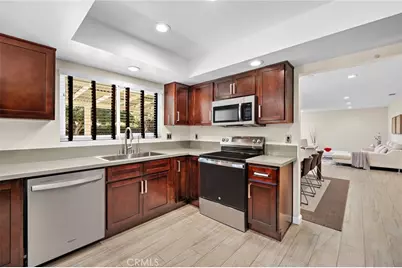 916 E Jonquil, Santa Ana, CA 92705 - Photo 10