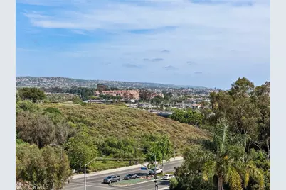 608 Saint James Place, Newport Beach, CA 92663 - Photo 24