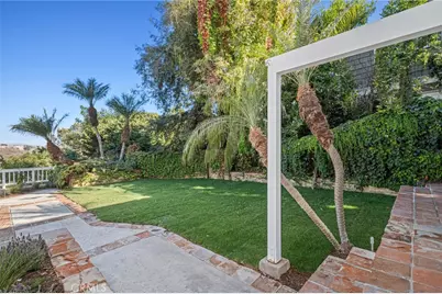 608 Saint James Place, Newport Beach, CA 92663 - Photo 44