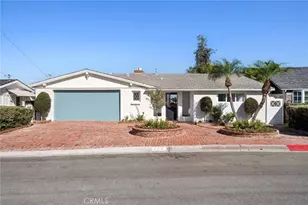 608 St James Pl, Newport Beach, CA 92663 - Photo 2